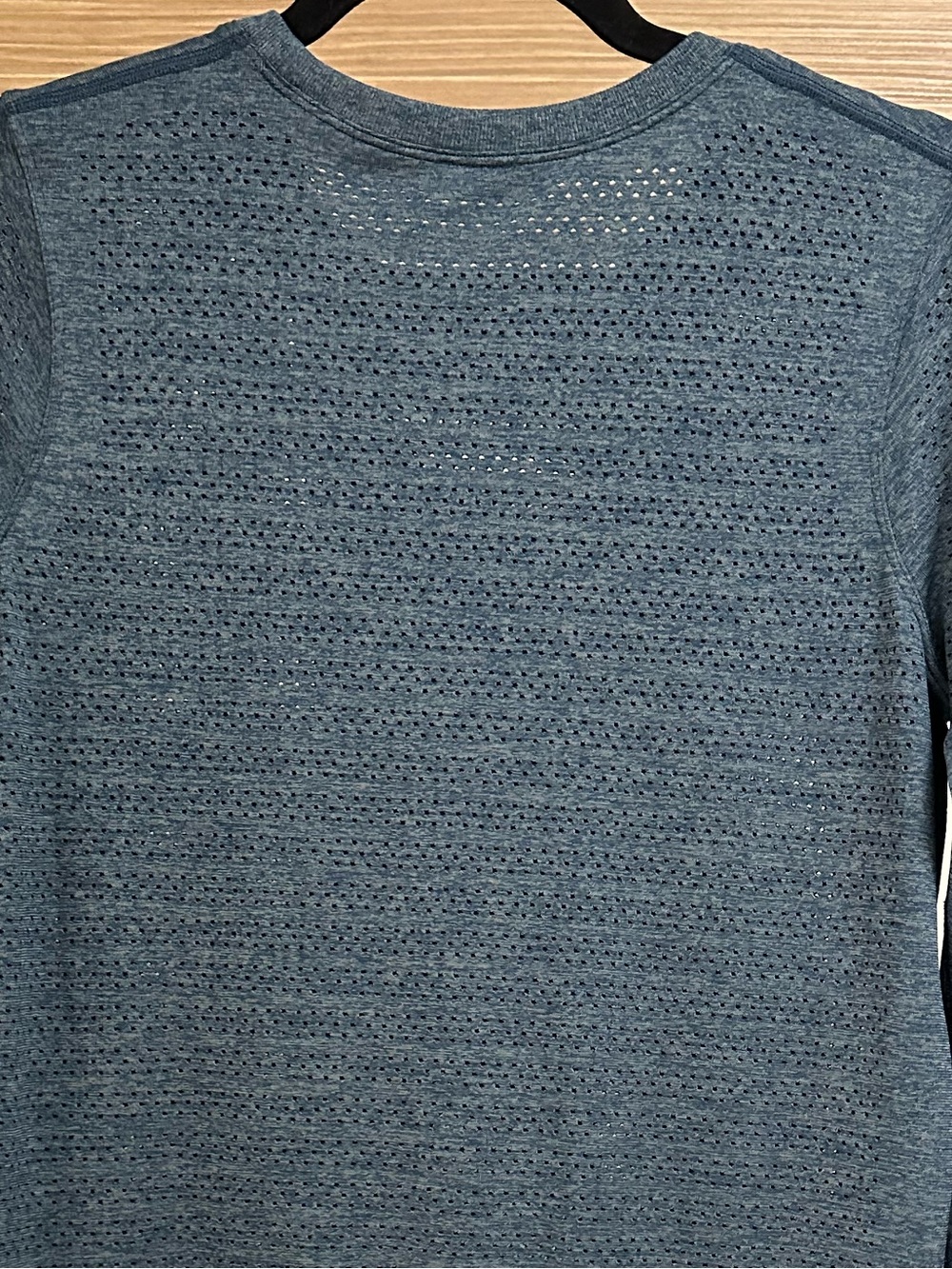 Lululemon Breeze By Long Sleeve *Squad - Picture 9 of 10
